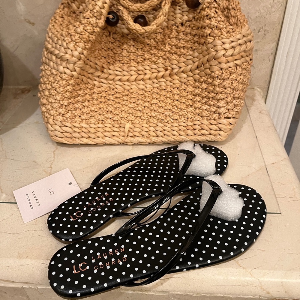 LC Lauren Conrad Black and White Sandals with Polka Dots - Picture 3 of 4